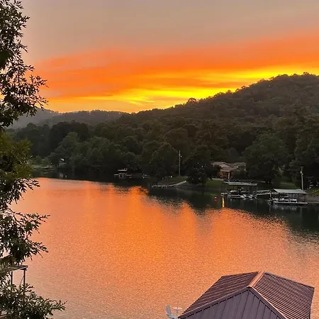 Talend Place On Lake Chatuge